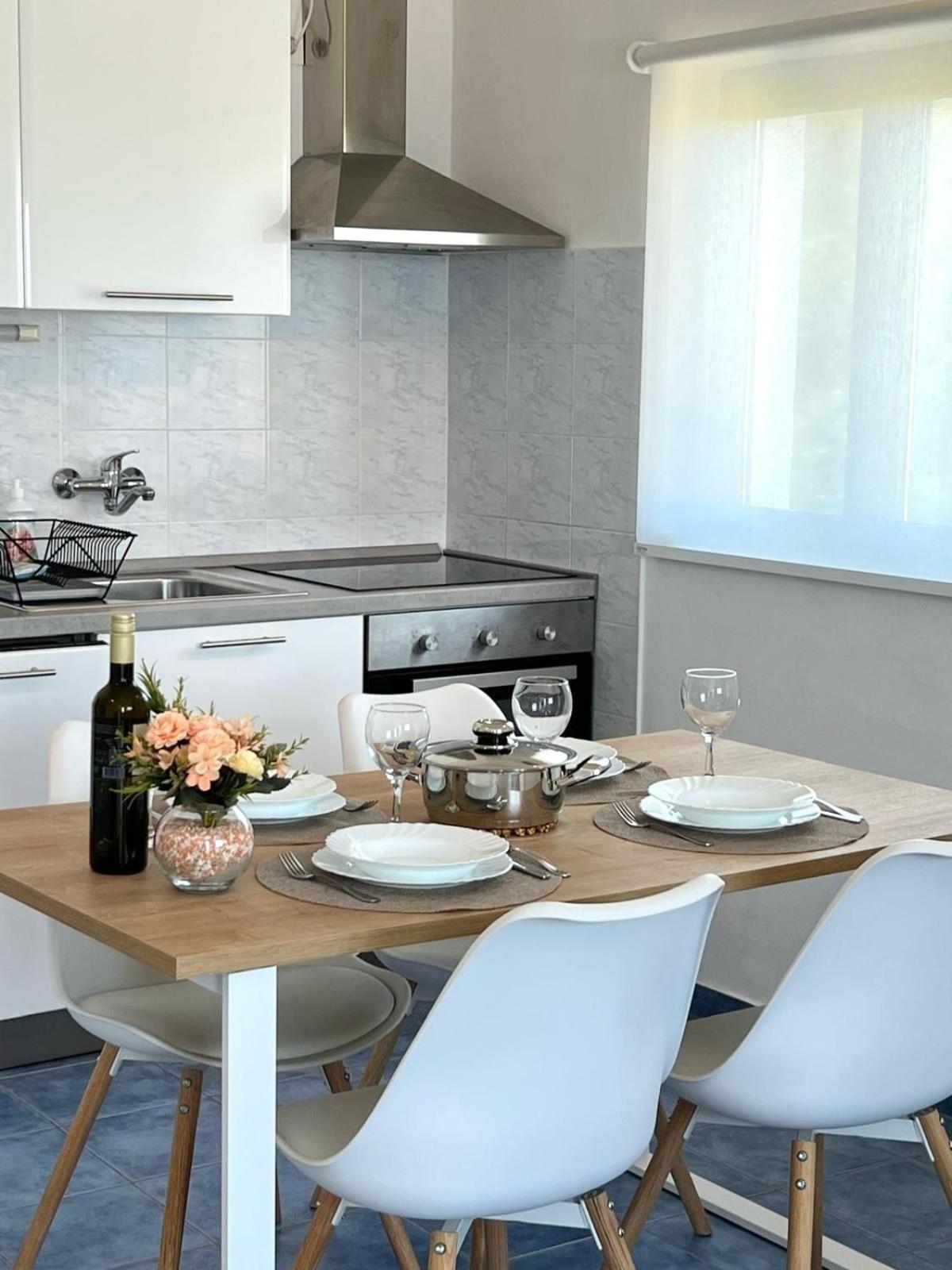 Apartments Ema Sali Εξωτερικό φωτογραφία