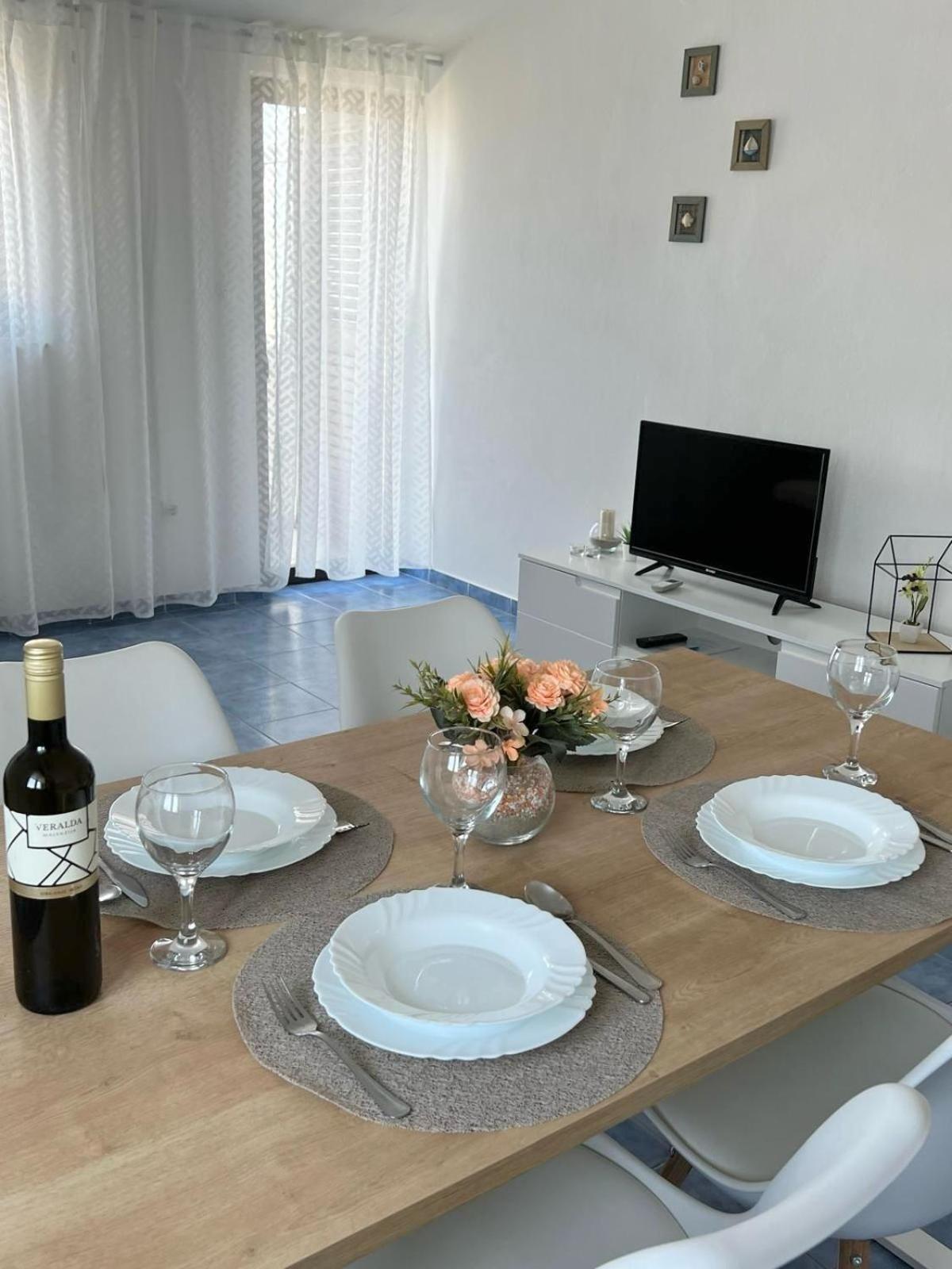 Apartments Ema Sali Εξωτερικό φωτογραφία