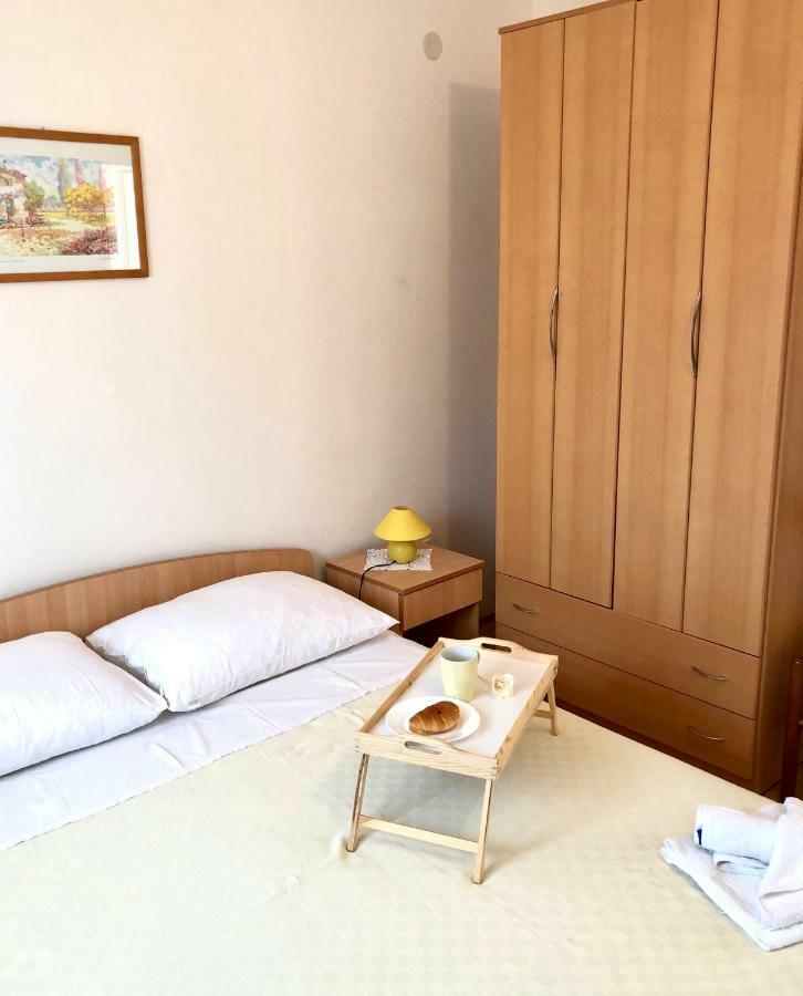 Apartments Ema Sali Εξωτερικό φωτογραφία
