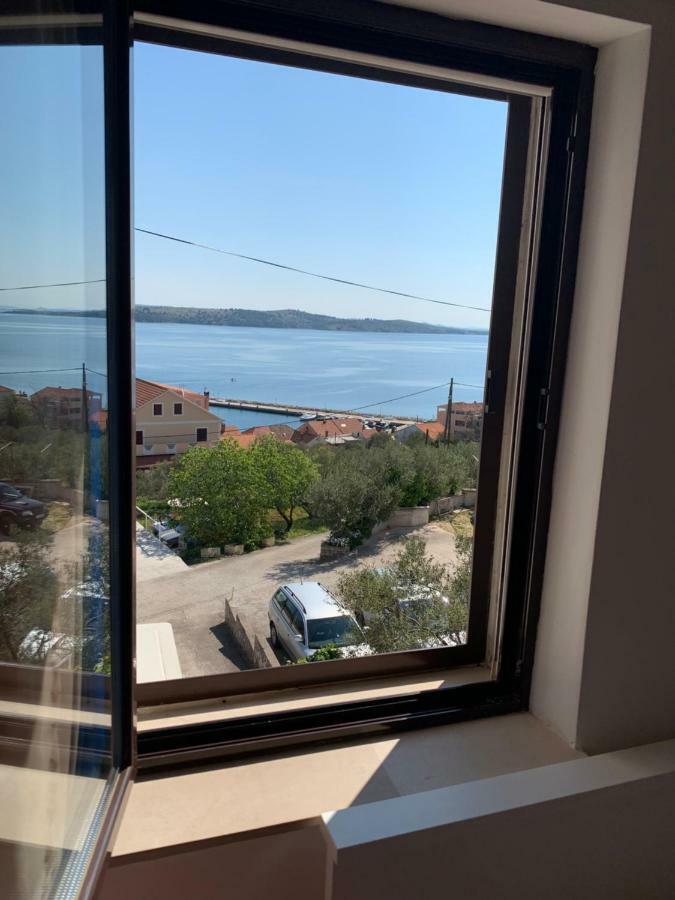 Apartments Ema Sali Εξωτερικό φωτογραφία
